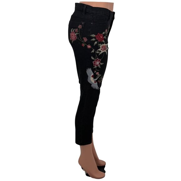 VTG Nanette Lepore Black Floral Embroidered Cropped Jeans | Mob Wife Coquette 8 - Picture 5 of 16